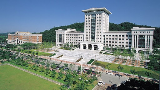 Tòa nhà chính của đại học Sun Moon